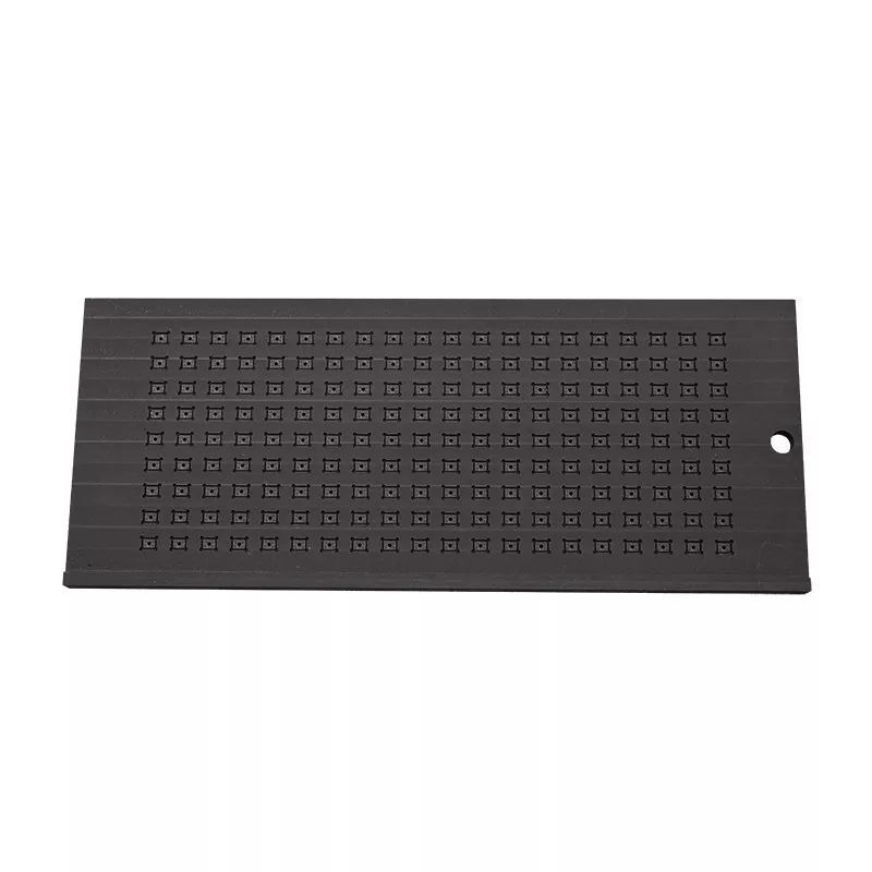 Elektronsko pakiranje grafitnih čolnov